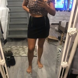 2 Zipper Velvet Skirt